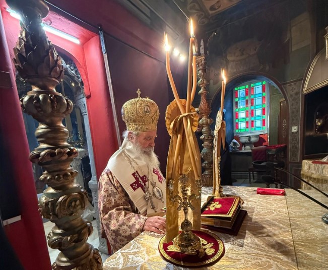 Μνημόσυνο-μακαριστού-Μητροπολίτη-πρώην-Ύδρας-Ιεροθέου-και-Αγιασμός