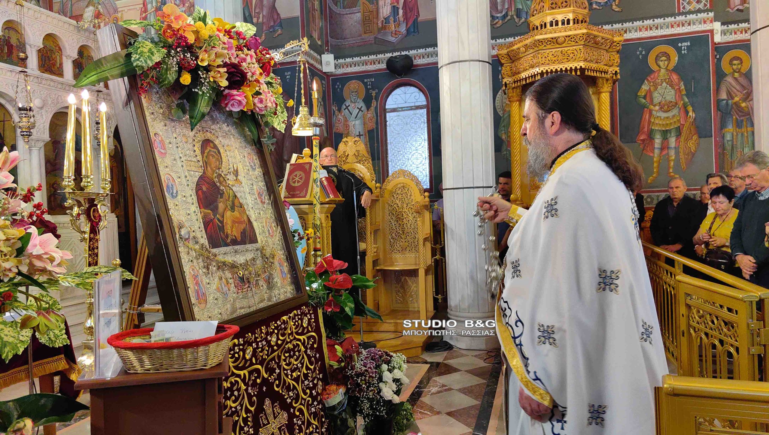 Θεία-Λειτουργία-ενώπιον-της-Ιεράς-Εικόνος-της-Παναγίας-«Φοβερά-Προστασία»-στο-Ναύπλιο
