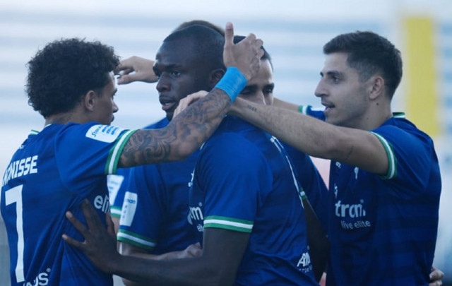 Γιατί-η-ΑΕΚ-«έκοψε»-τον-Τετέι-–-Ελληνική-ομάδα-ετοιμάζει-πρόταση-για-Γενάρη