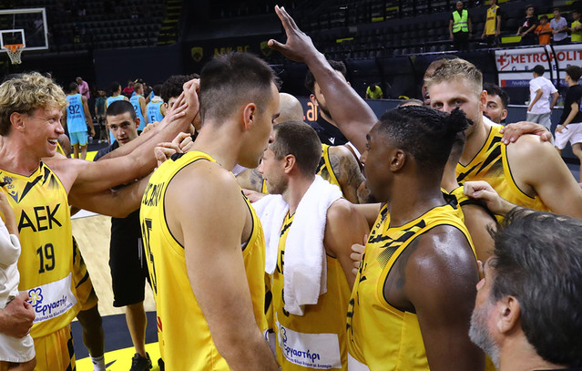Οι-αθλητικές-μεταδόσεις-της-ημέρας:-Η-ΑΕΚ-αντιμετωπίζει-τη-Ρίγα-στο-μπάσκετ-για-το-champions-league