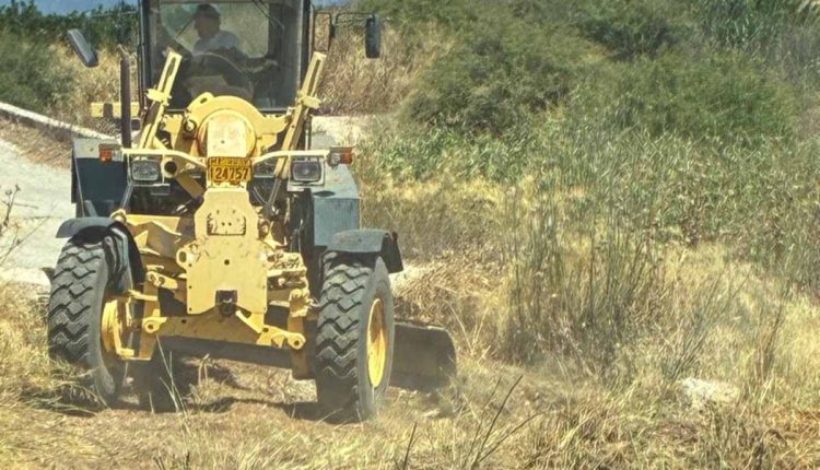 Υπογραφή-σύμβασης-για-καθαρισμό-ρεμάτων-και-αποκατάσταση-ζημιών-στην-ΠΕ-Κορινθίας-–-Περιφέρεια-Πελοποννήσου