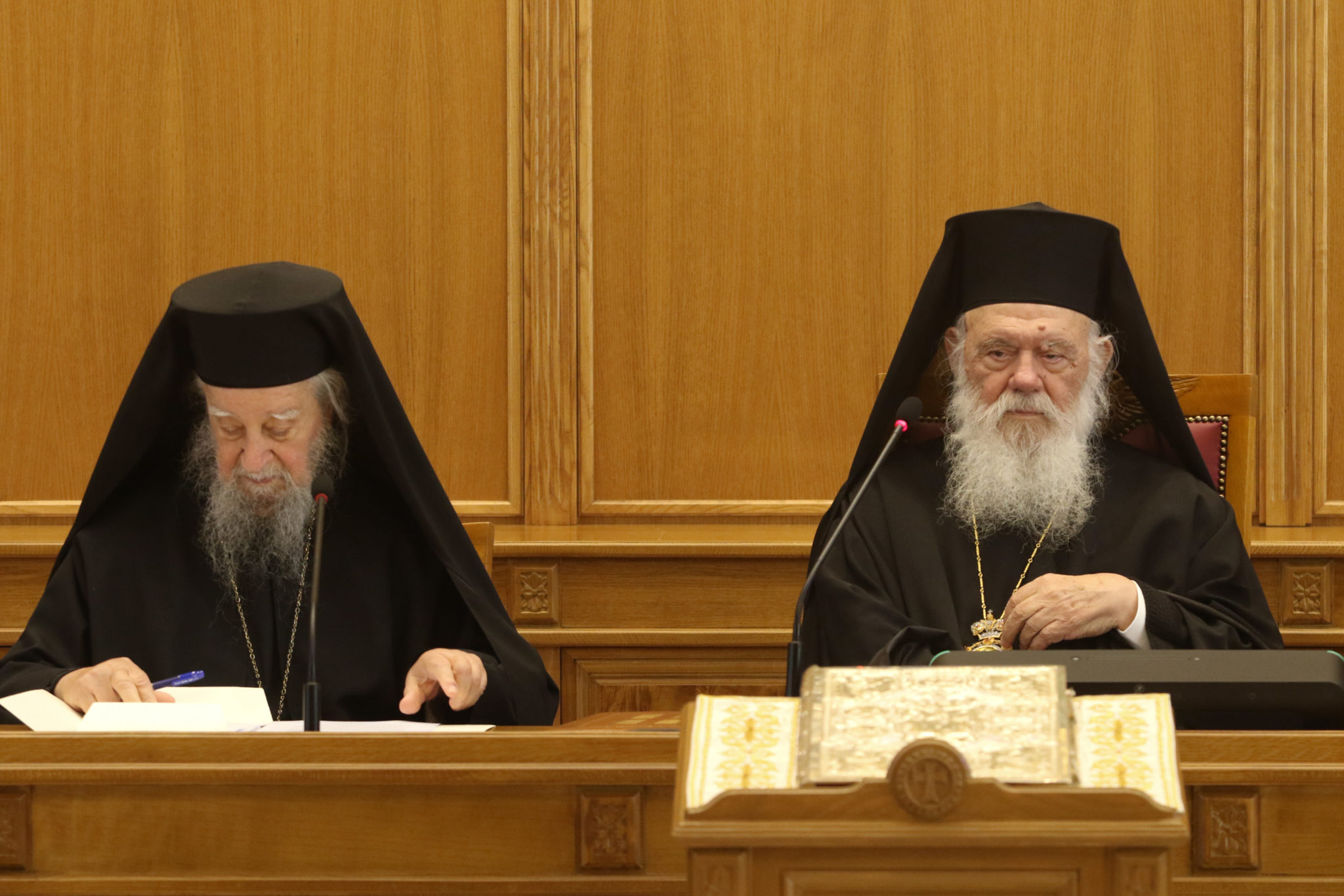 ΙΕΡΑΡΧΙΑ-2025:-Η-αντιφώνηση-του-Μητροπολίτη-Καρυστίας-και-Σκύρου-Σεραφείμ