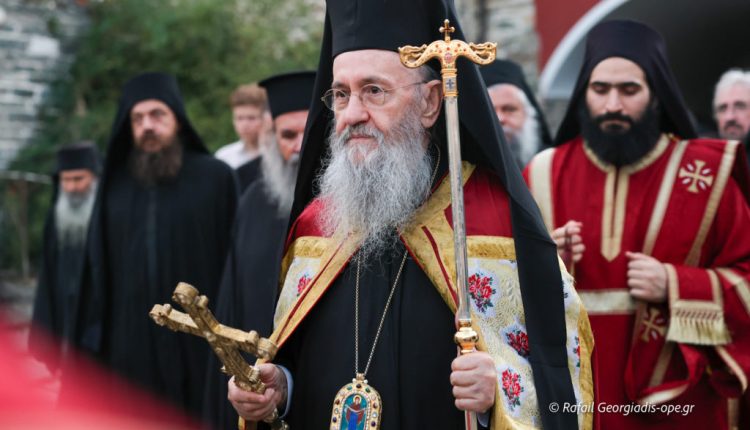 Η-εισήγηση-του-Μητροπολίτη-Ναυπάκτου-Ιεροθέου-στην-Ιεραρχία