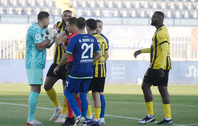 Λανουά-για-Κηφισιά-–-ΑΕΚ:-Λάθος-το-πέναλτι-που-δόθηκε-στους-γηπεδούχους,-έπρεπε-να-αποβληθεί-ο-Πιερό