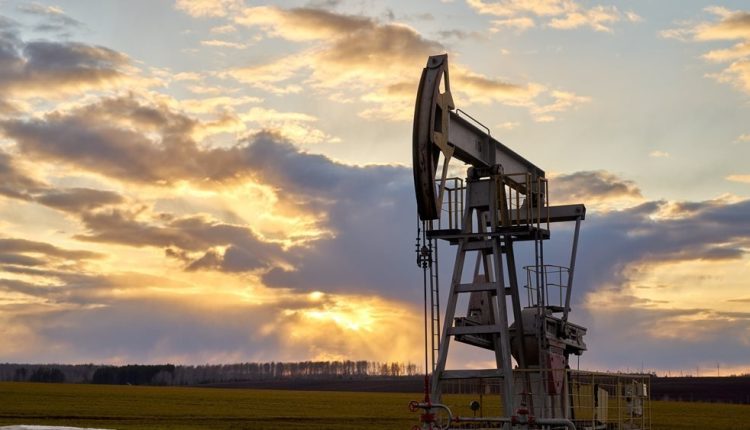 Σταθεροποιήθηκαν-οι-τιμές-του-πετρελαίου-μετά-το-προχθεσινό-άλμα