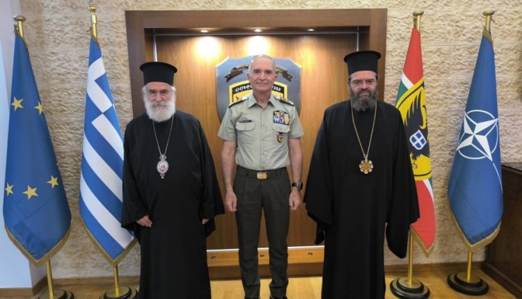 Οι-Μητροπολίτες-Ξάνθης-και-Μαρωνείας-επισκέφθηκαν-τον-Αρχηγό-ΓΕΣ.