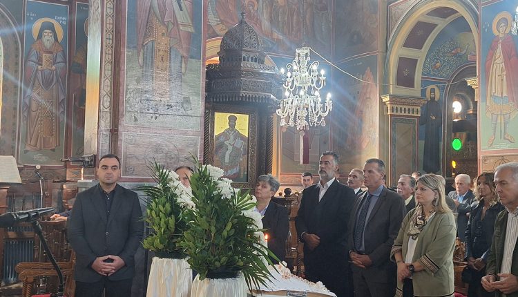 Στο-Ετήσιο-Μνημόσυνο-υπέρ-των-Ευεργετών-της-ΔΕ-Φάριδος-παρευρέθηκε-ο-Αντιπεριφερειάρχης-Λακωνίας-Θεόδωρος-Βερούτης-–-Περιφέρεια-Πελοποννήσου