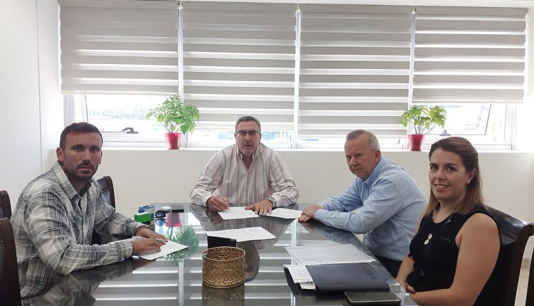 Υπεγράφη-η-σύμβαση-για-την-«Βελτίωση-–-Συντήρηση-Εθνικού-και-Επαρχιακού-Οδικού-Δικτύου-ΠΕ-Αρκαδίας»-προϋπολογισμού-800.000-e-–-Περιφέρεια-Πελοποννήσου