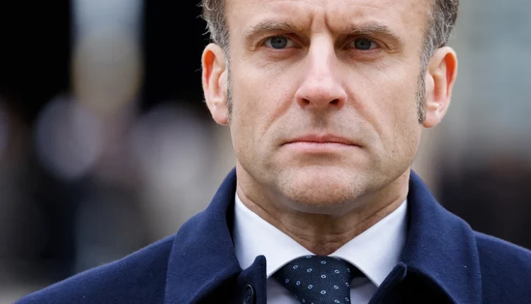 Το-«σοβαρό-πολιτικό-λάθος»-του-Μακρόν-που-εξόργισε-εχθρούς-και-φίλους