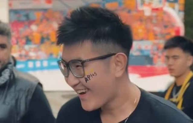 Άρης:-Αποθέωση-για-τον-Σιάο-στο-Αλεξάνδρειο-πριν-τον-αγώνα-με-το-Αμβούργο