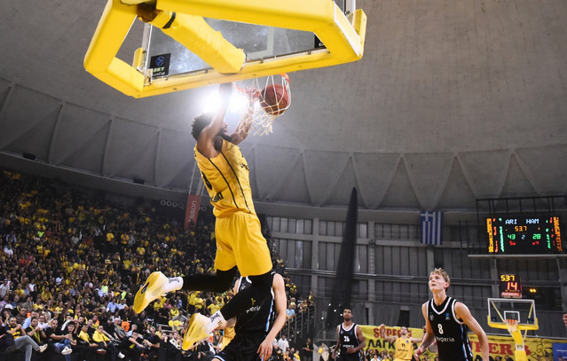 eurocup:-Πάρτι-για-τον-Άρη-κόντρα-στο-Αμβούργο-με-Γκάλη,-Σιάο-και-κόσμο