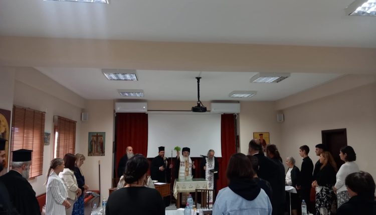 Ημερίδα-κατηχητών-και-ιερέων-νεότητας-της-Ιεράς-Μητροπόλεως-Νικοπόλεως-και-Πρεβέζης