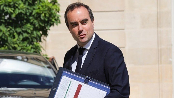 Λεκορνί:-Η-Γαλλία-μπορεί-να-έχει-νέο-πρωθυπουργό-μέσα-σε-48-ώρες