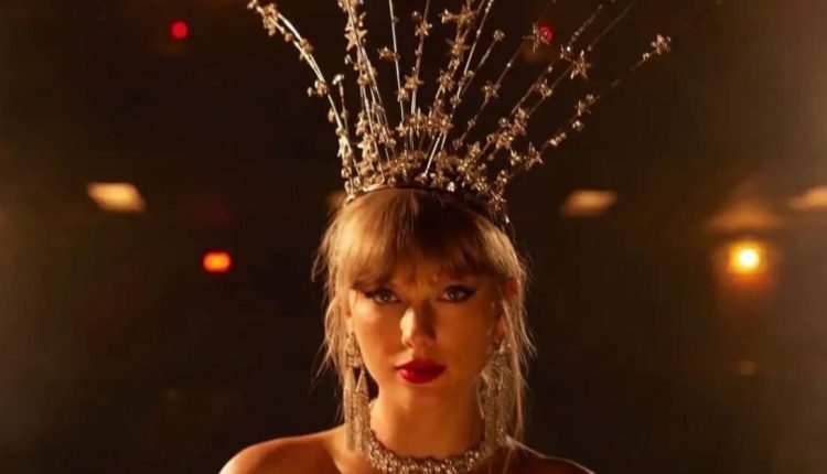 taylor-swift:-Με-celia-kritharioti-στην-παρουσίαση-του-νέου-της-άλμπουμ