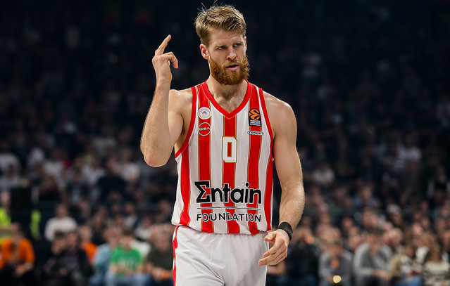 Τραυματίστηκε-ο-Γουόκαπ-–-Χάνει-το-ντέρμπι-με-τον-Παναθηναϊκό