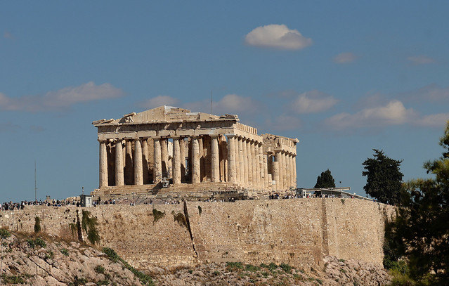 Ακρόπολη:-Αφαιρέθηκαν-μετά-από-15-χρόνια-οι-σκαλωσιές-–-Δείτε-εικόνες