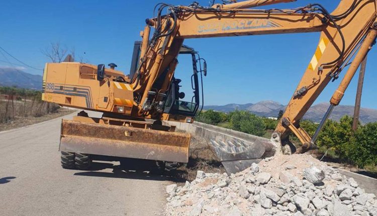 Σε-εξέλιξη-οι-εργασίες-αποκατάστασης-στον-Ανάβαλο-–-Άμεση-κινητοποίηση-από-την-Περιφέρεια-Πελοποννήσου-–-Περιφέρεια-Πελοποννήσου