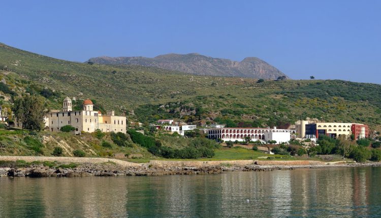 Αρχιερατική-Θεία-Λειτουργία-για-την-57η-Επέτειο-των-Εγκαινίων-της-Ορθοδόξου-Ακαδημίας-Κρήτης