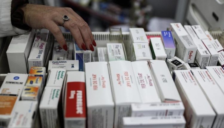 Γιατί-καθυστερεί-η-διάθεση-φαρμάκων-υψηλού-κόστους-στα-φαρμακεία-της-γειτονιάς