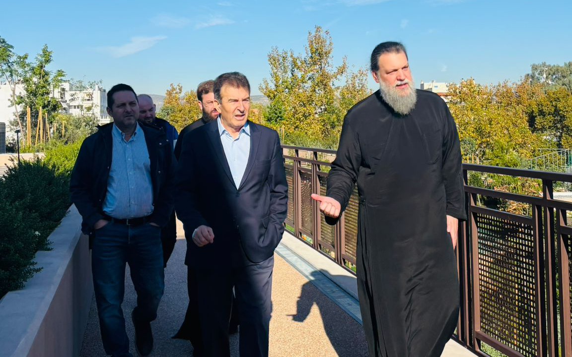 Επίσκεψη-του-Υπουργού-Προστασίας-του-Πολίτη-Μιχάλη-Χρυσοχοΐδη-στο-«Ιωνικό-Κέντρο»-της-ΙΜ.-Νέας-Ιωνίας