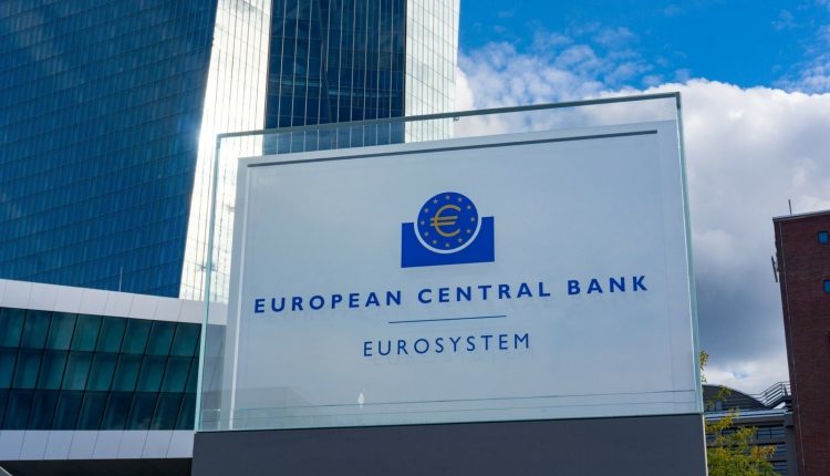 Η-ΕΚΤ-κρούει-τον-κώδωνα-του-κινδύνου