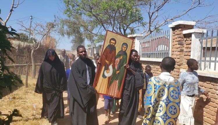 Η-πανήγυρη-του-Ιερού-Ναού-Αγίων-Ανδρονίκου-και-Αθανασίας-στην-Ιρίνγκα-της-Τανζανίας