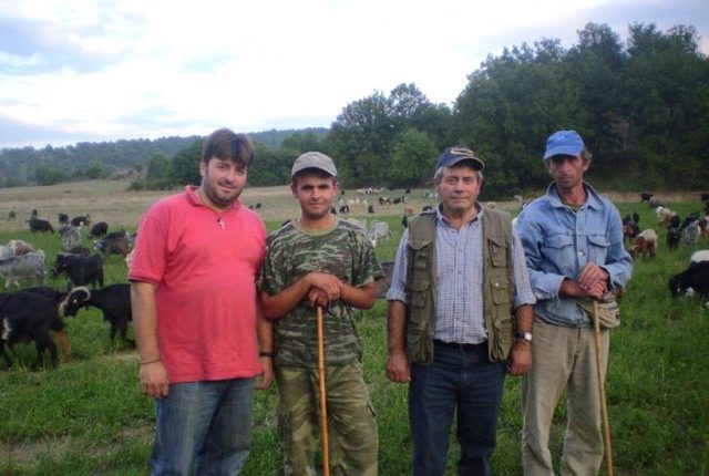Οι-τελευταίοι-νομάδες-της-Ελλάδας:-Το-οδοιπορικό-των-μετακινούμενων-κτηνοτρόφων-–-Συνεχίζουν-μία-παράδοση-αιώνων