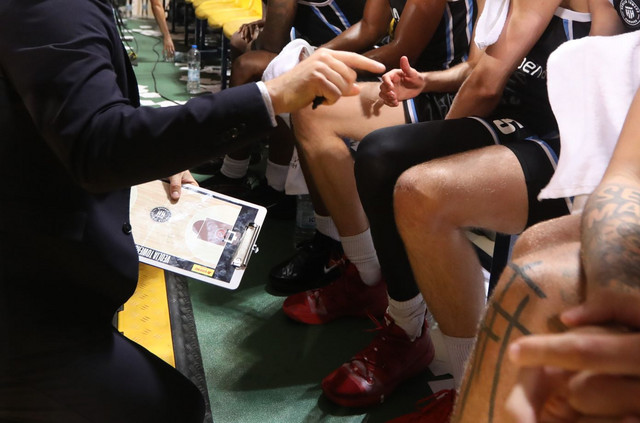 Λύθηκε-το-πρόβλημα-τους-προπονητές-της-basket-league-–-Νομοθετική-παρέμβαση-για-τον-Αταμάν-και-άλλους-5-τεχνικούς-της-gbl