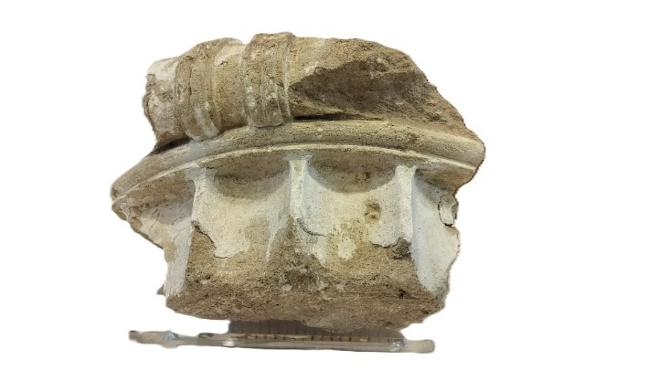 Επαναπατρισμός-αρχαίου-κιονόκρανου-από-το-Μύνστερ-της-Γερμανίας