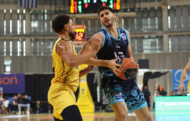 stoiximan-basket-league:-Δεύτερη-ήττα-για-τον-Άρη,-πέρασε-από-το-Αλεξάνδρειο-ο-Κολοσσός