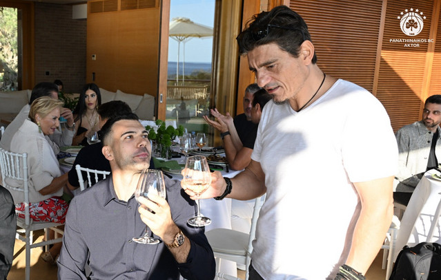 Παναθηναϊκός:-Γεύμα-του-Γιαννακόπουλου-στην-ομάδα-πριν-το-ντέρμπι-με-τον-Ολυμπιακό-–-Δείτε-φωτογραφίες