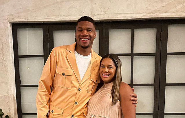 Αντετοκούνμπο:-Έστειλα-ένα-φίλο-μου-στη-Μαράια-και-μου-έριξε-χυλόπιτα