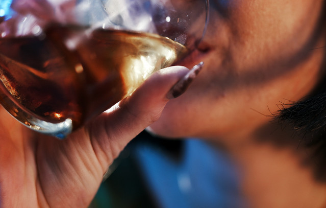 Χανιά:-16χρονη-στο-νοσοκομείο-από-Μέθη-–- Συνελήφθησαν-η-μητέρα-και-ο-ιδιοκτήτης-του-μαγαζιού