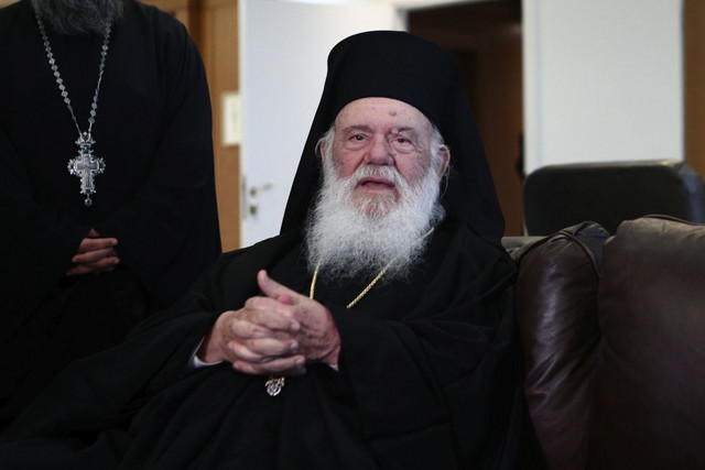 Εξιτήριο-πήρε-ο-Αρχιεπίσκοπος-Ιερώνυμος