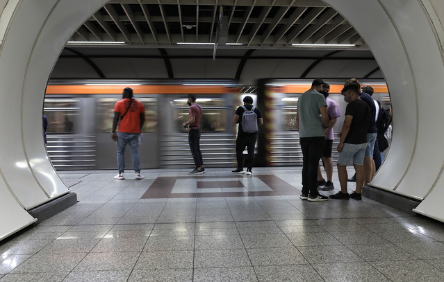 Απεργία-Τρίτη-14-Οκτωβρίου:-Πώς-θα-κινηθούν-Μετρό,-λεωφορεία-και-Τρόλεϊ-–-Ποιοι-απεργούν