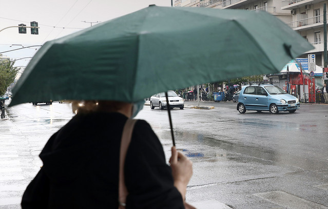 Καιρός:-Μέχρι-25-βαθμούς-Κελσίου-θα-δείξουν-σήμερα-τα-θερμόμετρα-–-Πού-θα-σημειωθούν-βροχές-και-καταιγίδες
