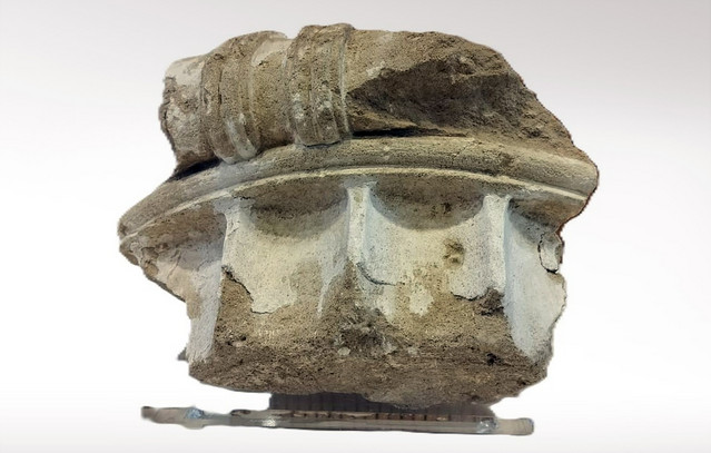 «Ποτέ-δεν-είναι-αργά-για-να-κάνεις-το-σωστό»:-Γερμανίδα-που-έκλεψε-ελληνικό-κιονόκρανο-2.400-ετών-το-επέστρεψε-50-χρόνια-αργότερα