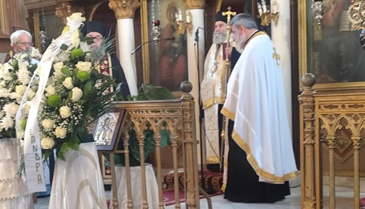 Ο-Μητροπολίτης-Μάνης-στην-Εξόδιο-Ακολουθία-του-δασκάλου-Δημητρίου-Ροζάκη