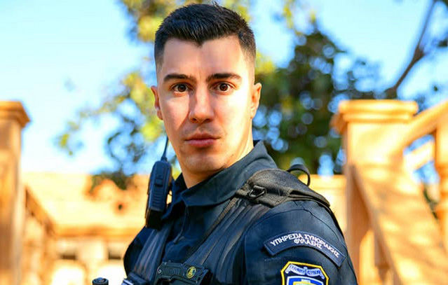 Τάσος-Ποτσέπης:-Ο-συνοριοφύλακας-του-«αγάπη-μόνο»-αποπέμπεται-–-Η-βαθμολογία-που-οδηγεί-στην-έξοδο-από-την-ΕΛΑΣ.