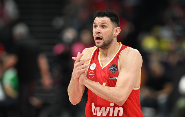 Γράφει-ιστορία-ο-Παπανικολάου:-Έγινε-ο-5ος-παίκτης-στην-ιστορία-με-400-συμμετοχές-στην-Ευρωλίγκα