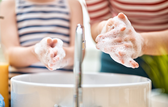 Παγκόσμια-Ημέρα-Πλυσίματος-Χεριών:-Τα-καθαρά-χέρια-αποτελούν-θεμελιώδη-άμυνα-κατά-της-εξάπλωσης-λοιμώξεων-και-ασθενειών