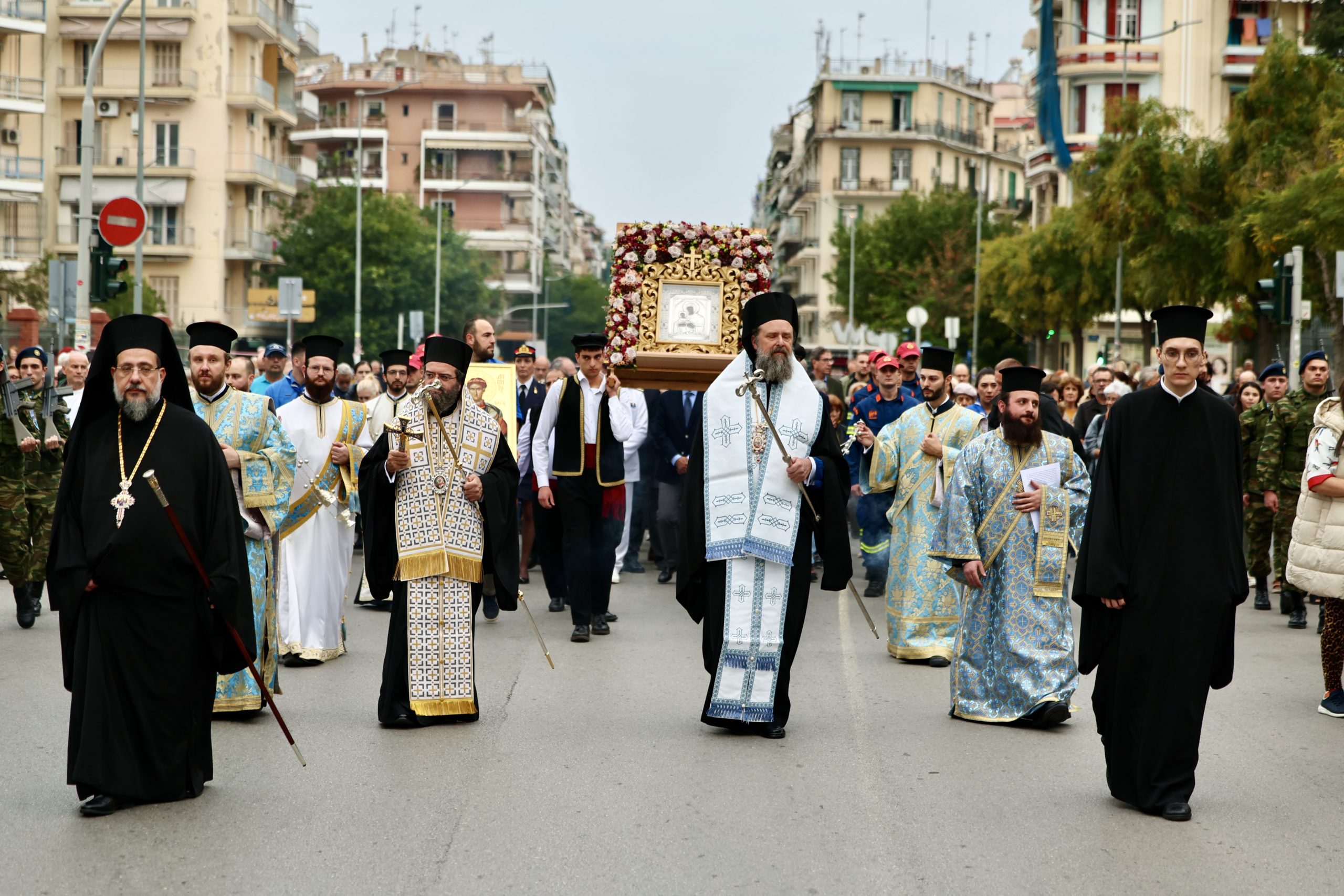 Η-Θεσσαλονίκη-υποδέχθηκε-την-Ιερά-Εικόνα-της-Παναγίας-Φανερωμένης-(ΦΩΤΟ)