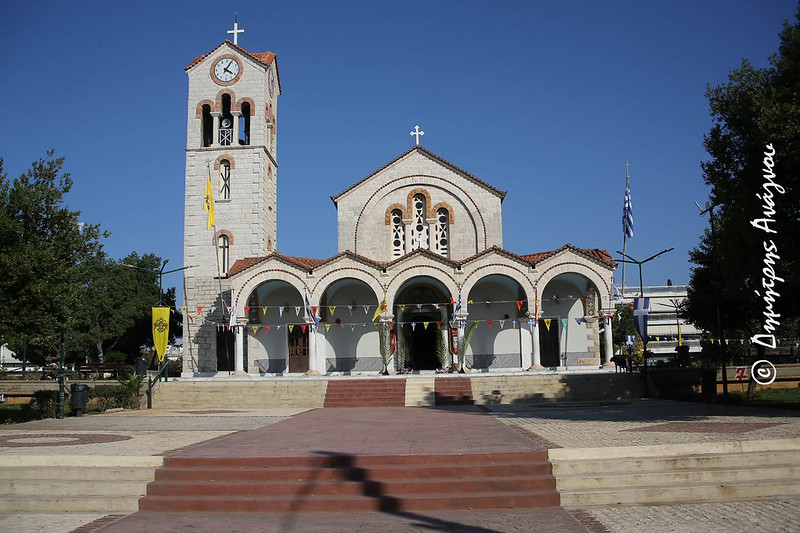 ΖΩΝΤΑΝΑ:-Όρθρος-και-Αρχιερατική-Θεία-λειτουργία-στον-Ιερό-Ναό-Αγίων-Κωνσταντίνου-και-Ελένης-Μαλεσίνας