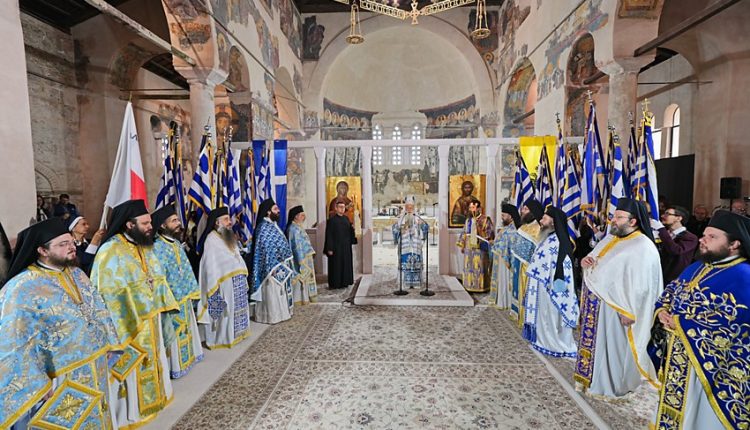 Με-επισημότητα-η-εορτή-πάντων-των-εν-Βεροία-Αγίων-και-τα-Ελευθέρια-της-πόλεως