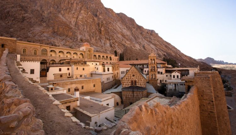 Συμφωνία-για-την-Ιερά-Μονή-Σινά-ανάμεσα-σε-Ελλάδα-και-Αίγυπτο