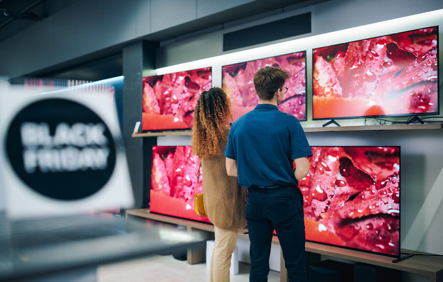 black-friday-2025:-Ποιες-προσφορές-αξίζουν-πραγματικά-σε-είδη-τεχνολογίας