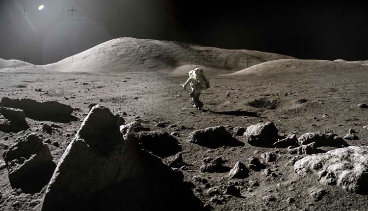 Μελέτη-δειγμάτων-από-την-Σελήνη-αποκαλύπτει-τη-σύσταση-του-μανδύα-της