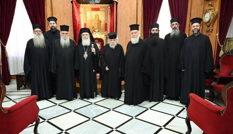 Επίσκεψη-του-εψηφισμένου-Αρχιεπισκόπου-Σινά-στο-Πατριαρχείο-Ιεροσολύμων-και-στην-Αρχιγραμματεία