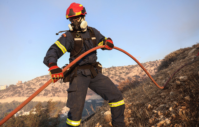 Πυροσβεστική:-Ενισχύεται-με-περισσότερα-από-4.500-στελέχη-έως-το-2026