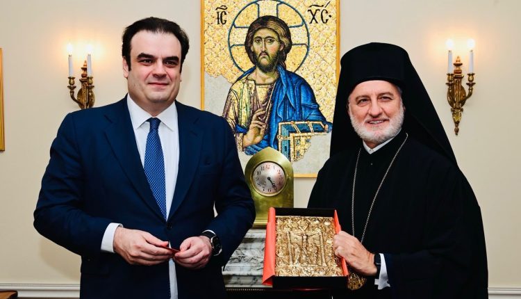 Τον-Αρχιεπίσκοπο-Αμερικής-επισκέφθηκε-ο-Υπουργός-Οικονομικών-Κυριάκος-Πιερρακάκης